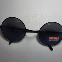 عینک آفتابی مدل شیشه گرد رنگ مشکی یووی 400
